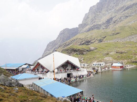1-hemkund-sahib-badrinath-uttarkhand-attr-hero