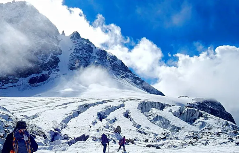Auden’s Col Expedition
