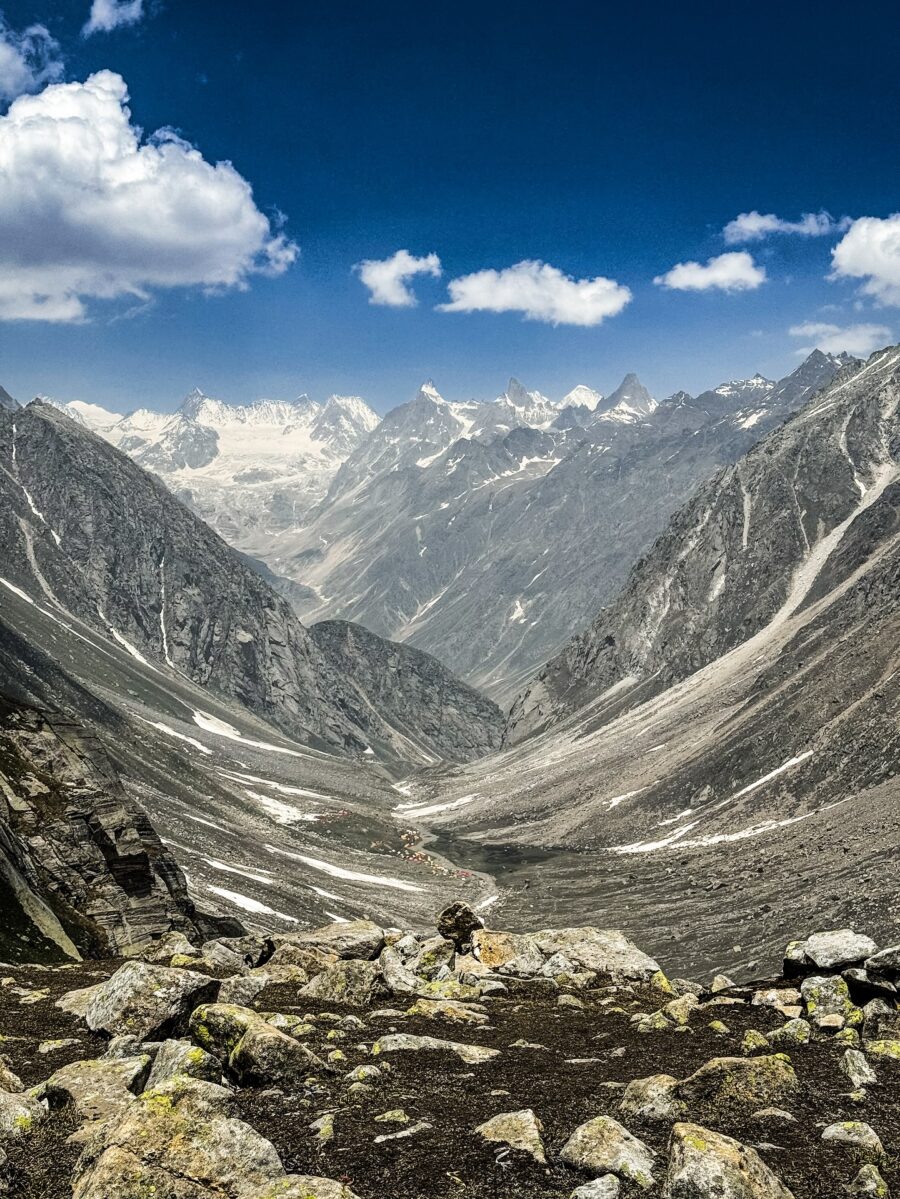 Hampta pass – a crossover trek connecting Kullu valley and spiti valley _._._.__hamptapass _hamptapasstrek _kullumanali _kulluvalley _spitivalley _manalitr_2