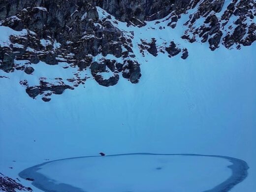 Roopkund ❤️😍_••••••••••_At an altitude of almost 16_500 ft_ Roopkund is one of the highest glacial lakes in India usually famous (